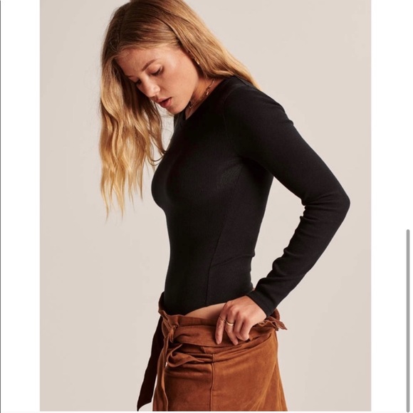 Long Sleeve Ribbed Bodysuit - Picture 4 of 6